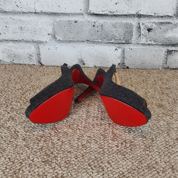 Christian Louboutin Grey Wool slingbacks size 37EU - Picture 5 of 7